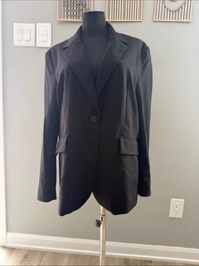 Bershka Black Single-Button Notch Lapel Blazer